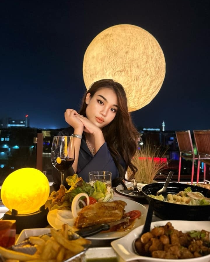 โคมไฟพระจันทร์ 60 cm